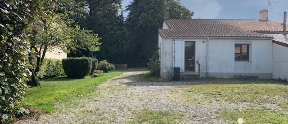 Maison traditionnelle 6 pièces de 102 m² à Saint-Denis-la-Chevasse (85170)