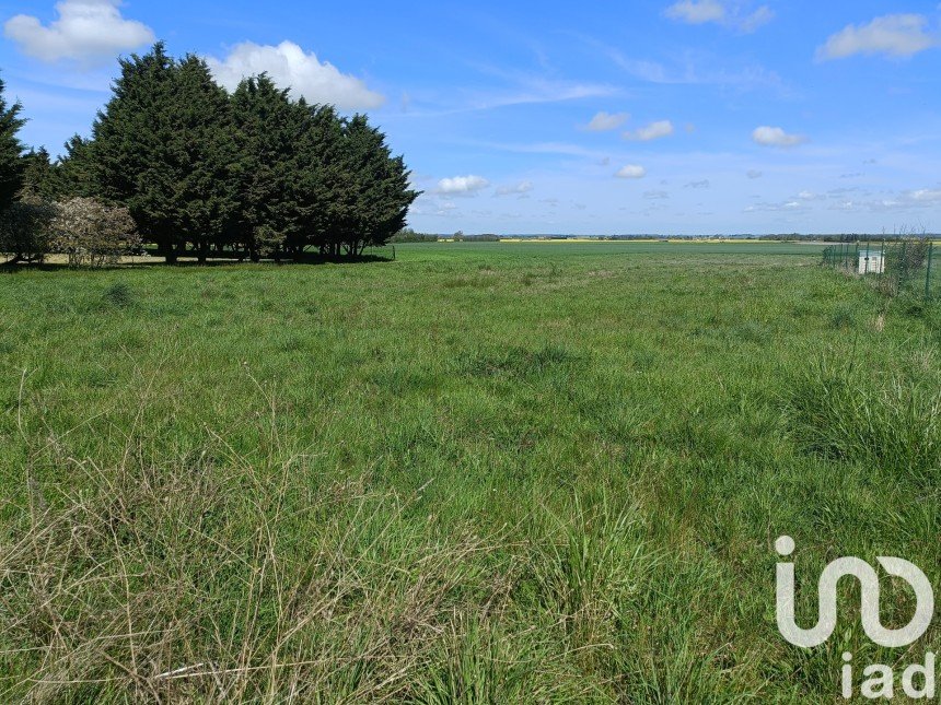 Terrain de 1 414 m² à Saint-Nicolas-des-Motets (37110)