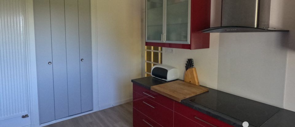 Maison 5 pièces de 115 m² à Courtes (01560)