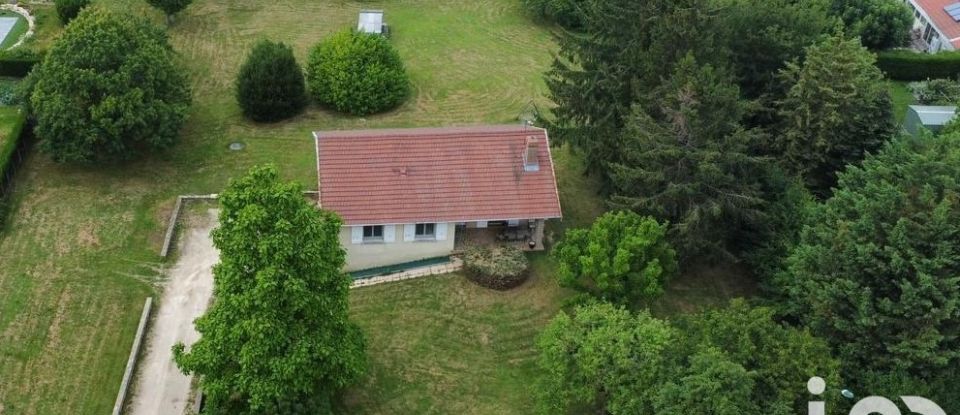 Maison 5 pièces de 115 m² à Courtes (01560)