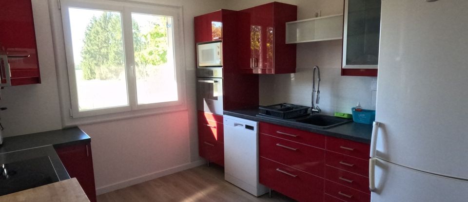 Maison 5 pièces de 115 m² à Courtes (01560)