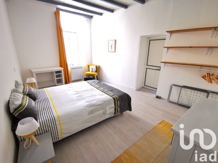 Apartment 2 rooms of 43 m² in Fouras (17450)