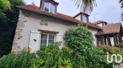 Traditional house 7 rooms of 145 m² in Fontenay-lès-Briis (91640)