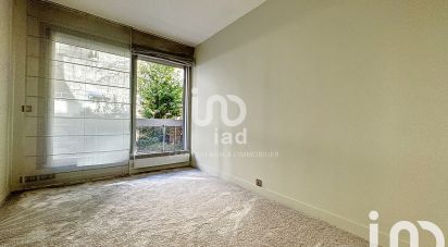 Appartement 3 pièces de 92 m² à Paris (75017)