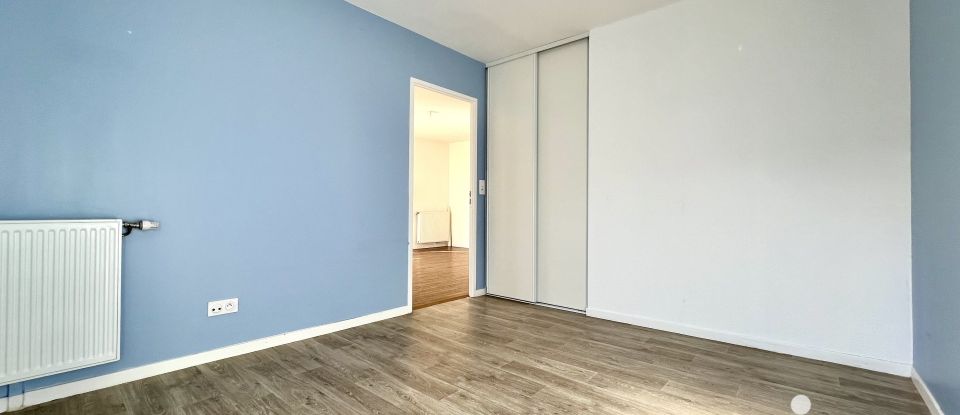 Apartment 2 rooms of 45 m² in Marolles-en-Brie (94440)