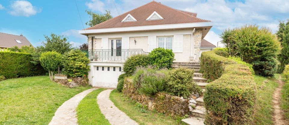 Maison 6 pièces de 128 m² à Morangis (91420)