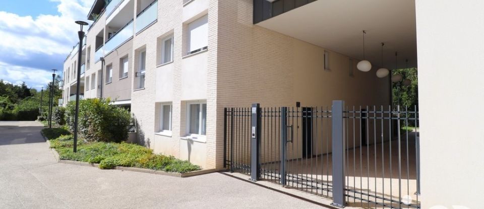 Appartement 4 pièces de 84 m² à Saint-Thibault-des-Vignes (77400)