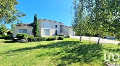 Traditional house 6 rooms of 157 m² in Moissac (82200)