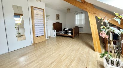 House 6 rooms of 130 m² in Morainvilliers (78630)