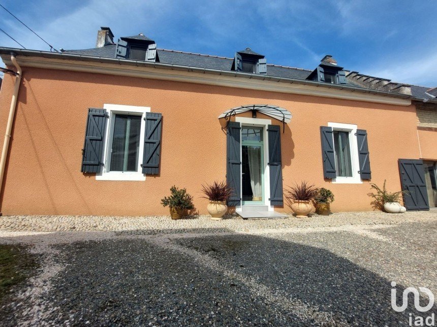 House 8 rooms of 333 m² in Laloubère (65310)