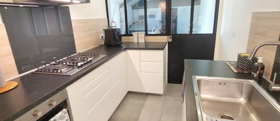 Maison 8 pièces de 333 m² à Laloubère (65310)