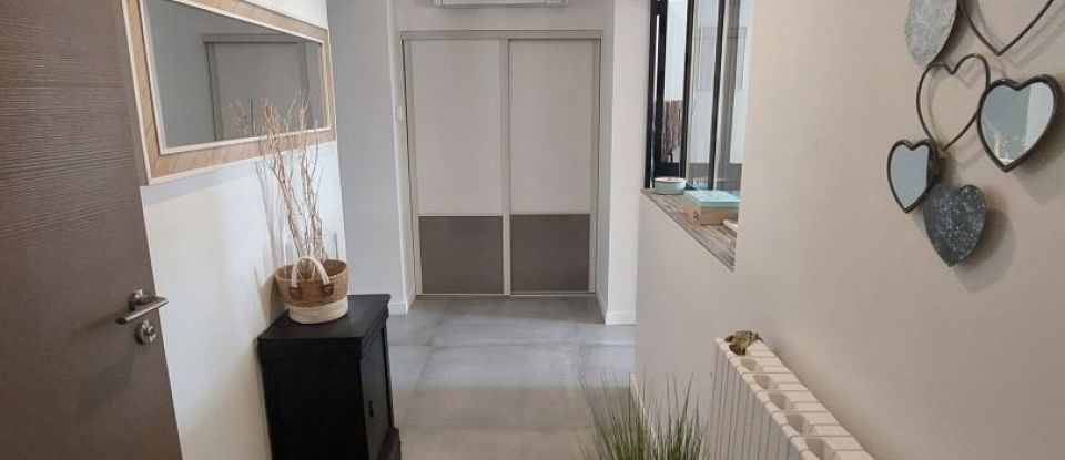 Maison 8 pièces de 333 m² à Laloubère (65310)