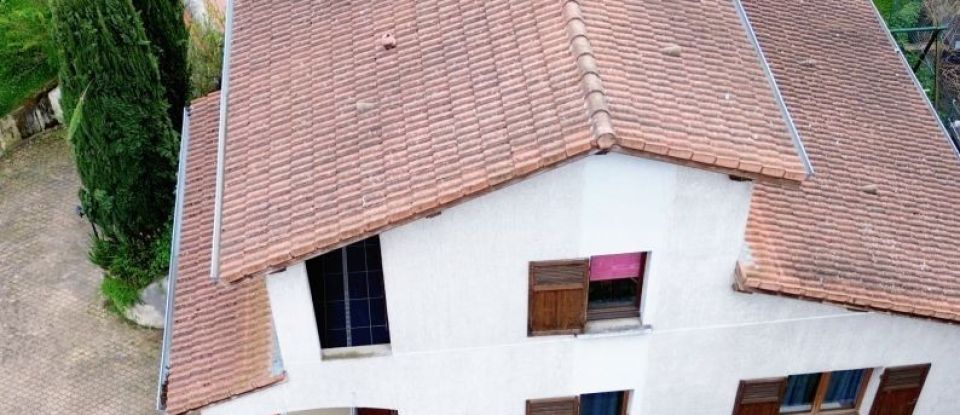 Maison 4 pièces de 117 m² à Saint-Chamond (42400)