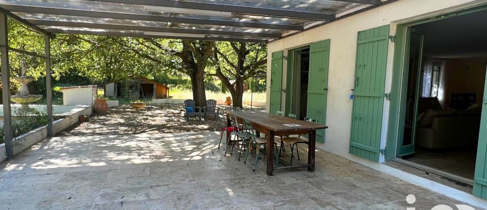 House 5 rooms of 120 m² in Meyrargues (13650)