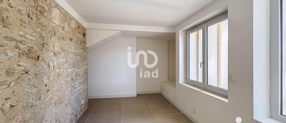 Apartment 4 rooms of 81 m² in Venelles (13770)