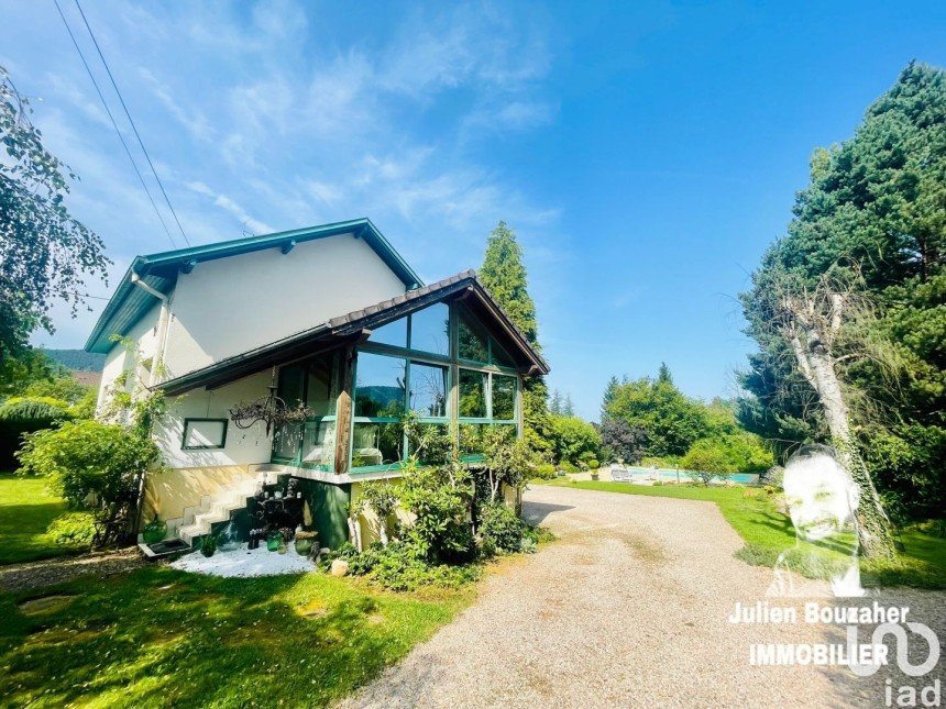 Maison 6 pièces de 111 m² à Saint-Dié-des-Vosges (88100)