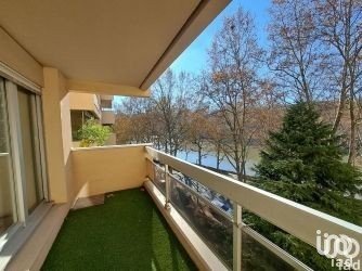 Appartement 4 pièces de 117 m² à Lyon (69004)