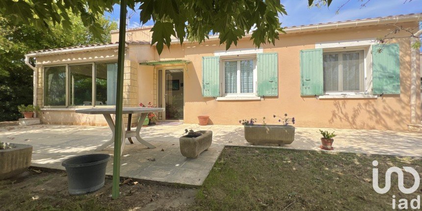 Traditional house 5 rooms of 91 m² in Lapalud (84840)