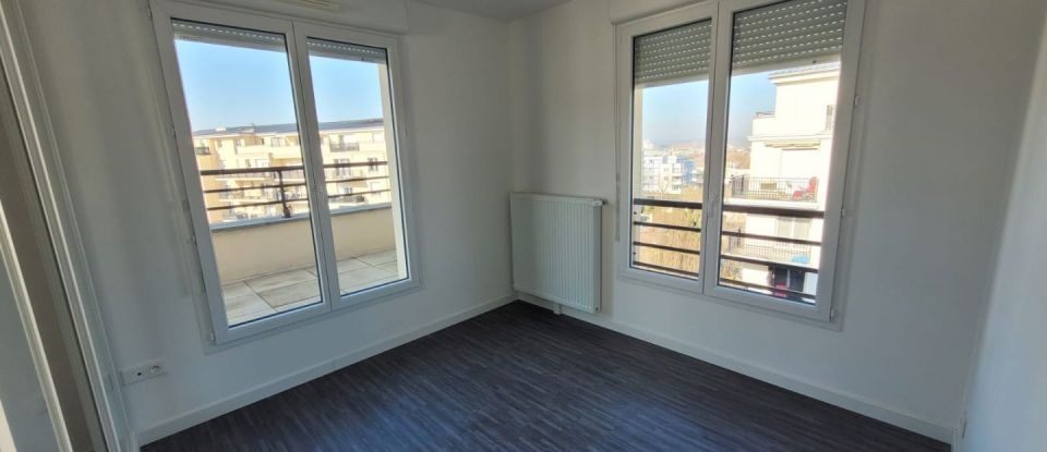 Appartement 3 pièces de 60 m² à Corbeil-Essonnes (91100)