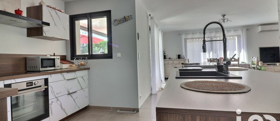 Maison 4 pièces de 99 m² à Pourrières (83910)