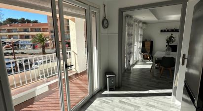 Apartment 3 rooms of 67 m² in SAINT-AYGULF (83370)