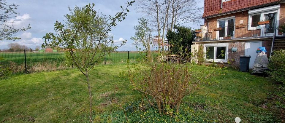 Maison traditionnelle 5 pièces de 90 m² à La Chapelle-d'Armentières (59930)