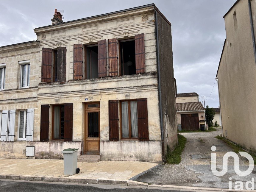 Town house 4 rooms of 90 m² in Lamarque (33460)