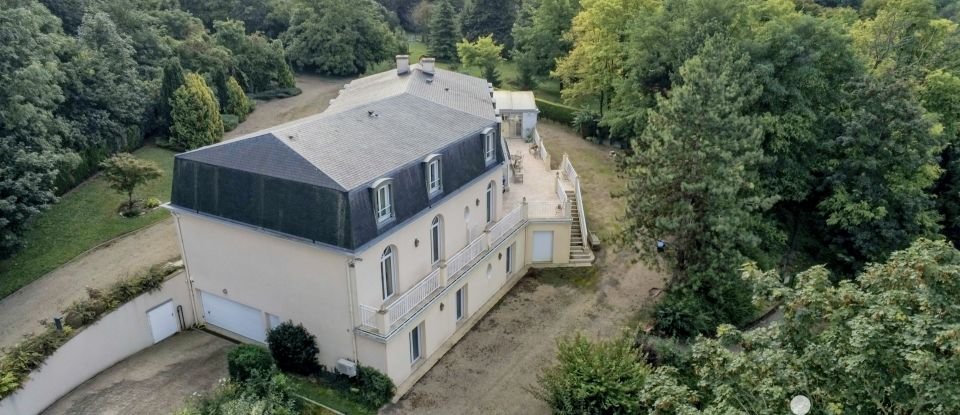 Mansion 12 rooms of 462 m² in Trilport (77470)