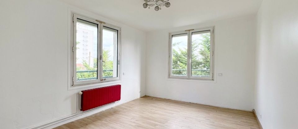 Maison 8 pièces de 210 m² à La Courneuve (93120)