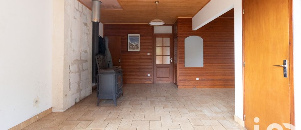 Maison 3 pièces de 63 m² à Thauron (23250)