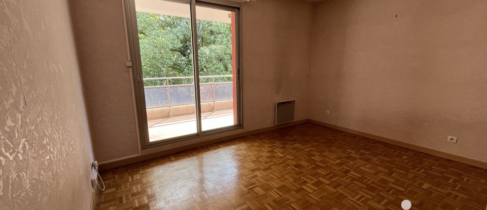 Appartement 4 pièces de 73 m² à Pont-Saint-Esprit (30130)