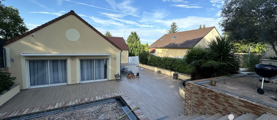 Maison 6 pièces de 250 m² à Limeil-Brévannes (94450)