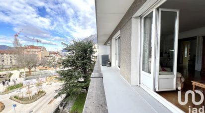 Apartment 3 rooms of 82 m² in Grenoble (38000)