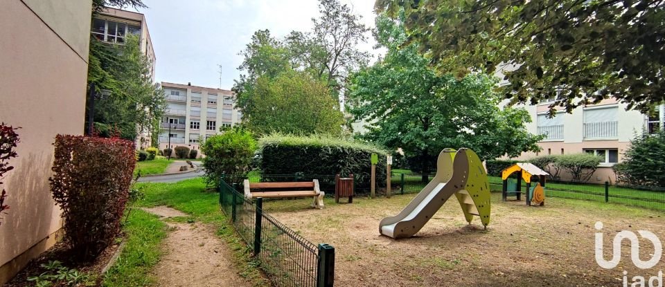 Apartment 4 rooms of 87 m² in Yerres (91330)