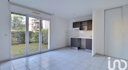 Apartment 1 room of 36 m² in Parempuyre (33290)