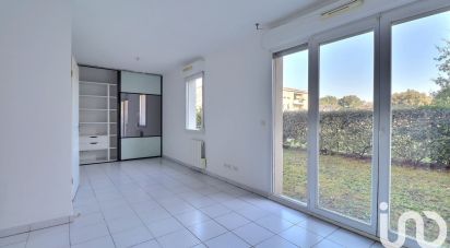 Apartment 1 room of 36 m² in Parempuyre (33290)