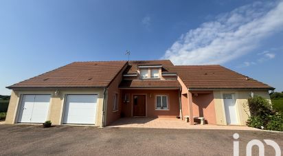 Pavilion 6 rooms of 156 m² in Lanques-sur-Rognon (52800)