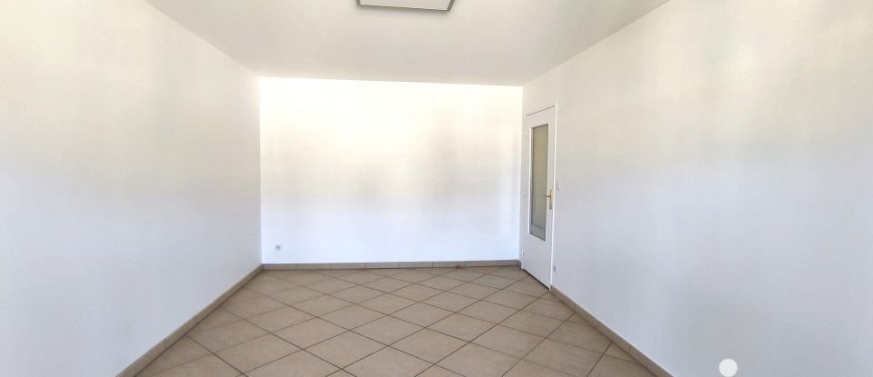 Duplex 3 pièces de 70 m² à Pontault-Combault (77340)