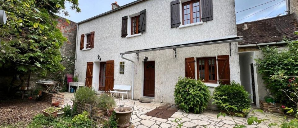 Maison 4 pièces de 117 m² à Champagne-sur-Seine (77430)