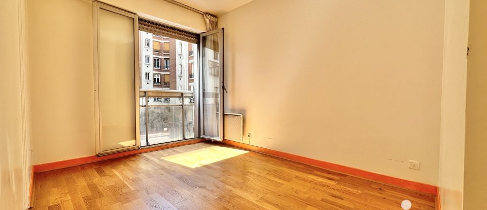 Appartement 3 pièces de 65 m² à Paris (75005)