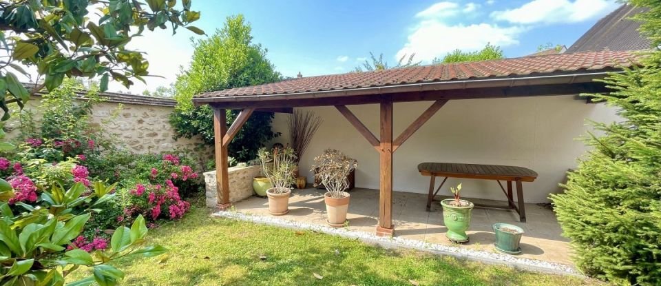 House 7 rooms of 173 m² in La Rochette (77000)