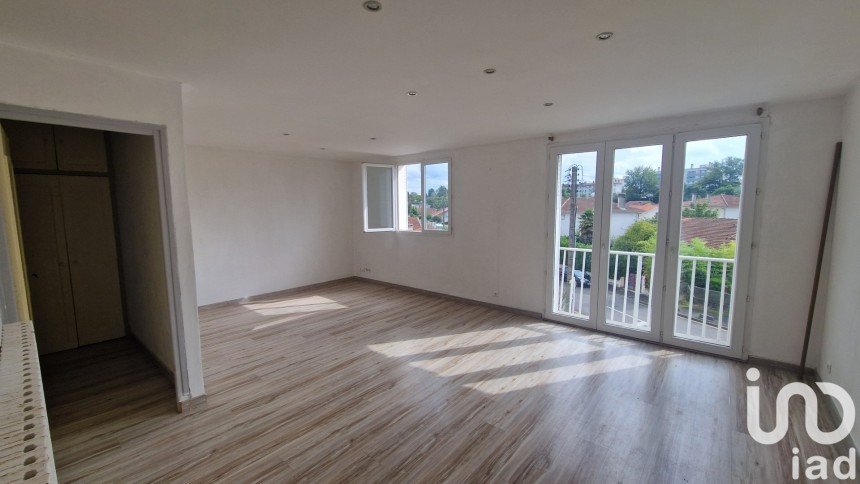 Appartement 2 pièces de 53 m² à Tarbes (65000)