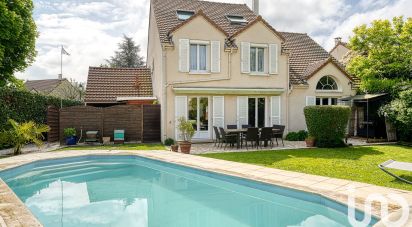 Pavilion 8 rooms of 195 m² in Baillet-en-France (95560)