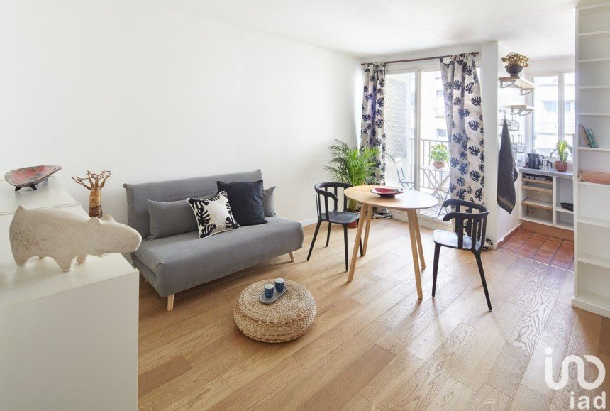 Appartement 1 pièce de 34 m² à Paris (75020)