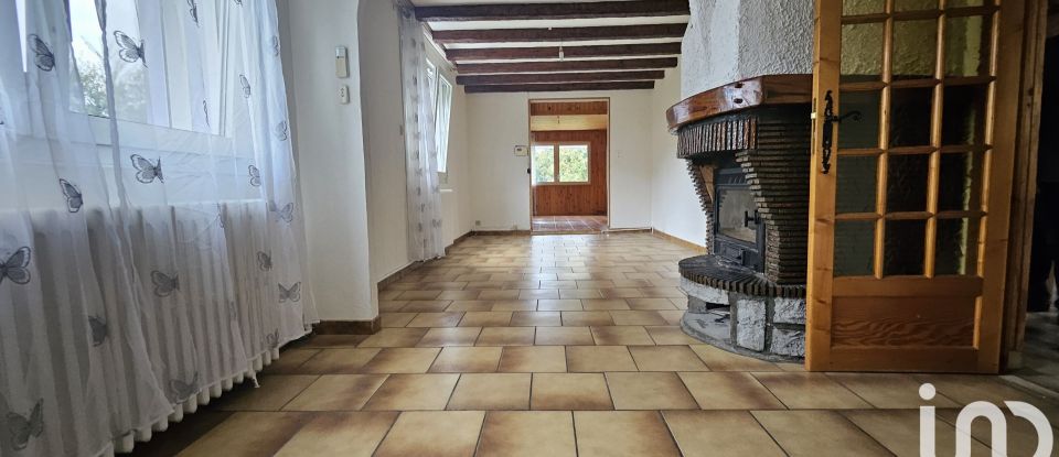 Maison 6 pièces de 116 m² à Lépanges-sur-Vologne (88600)