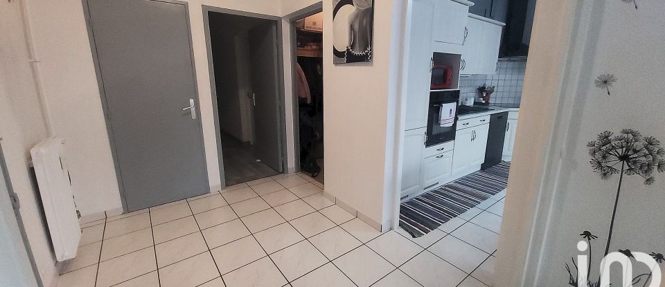 Appartement 3 pièces de 93 m² à Saint-Chamond (42400)