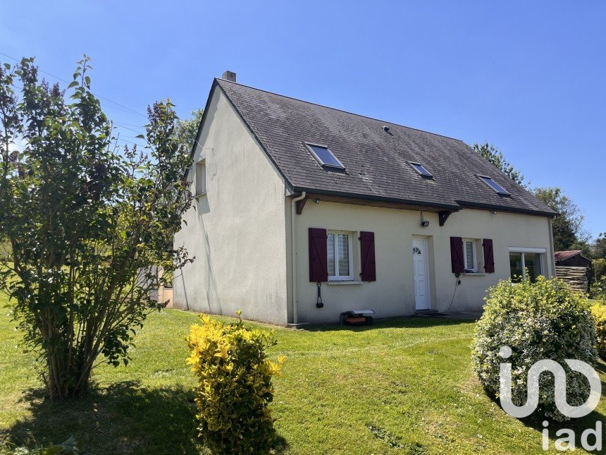 House 5 rooms of 138 m² in Pont-l'Évêque (14130)