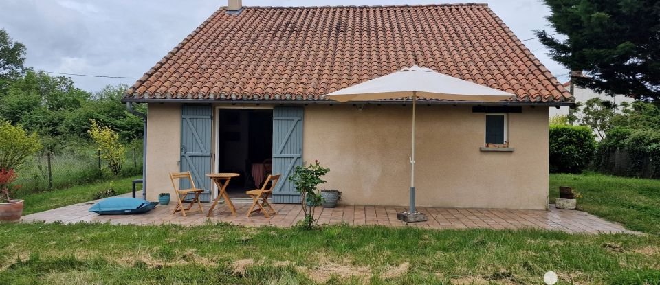 Maison traditionnelle 5 pièces de 75 m² à Queaux (86150)