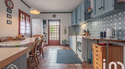 Maison 4 pièces de 90 m² à Bernay-Saint-Martin (17330)