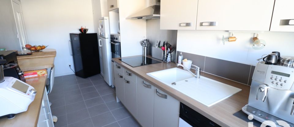 Appartement 3 pièces de 66 m² à Clermont-Ferrand (63100)